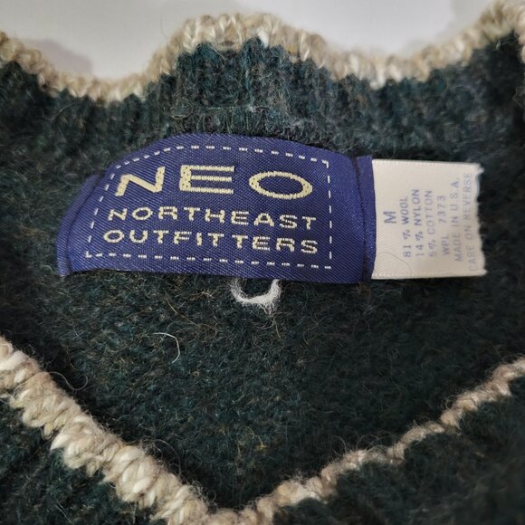 NEO Northeast Outfitters Sweater Mens Medium Wool Green Snowflakes Vintage - Picture 7 of 9